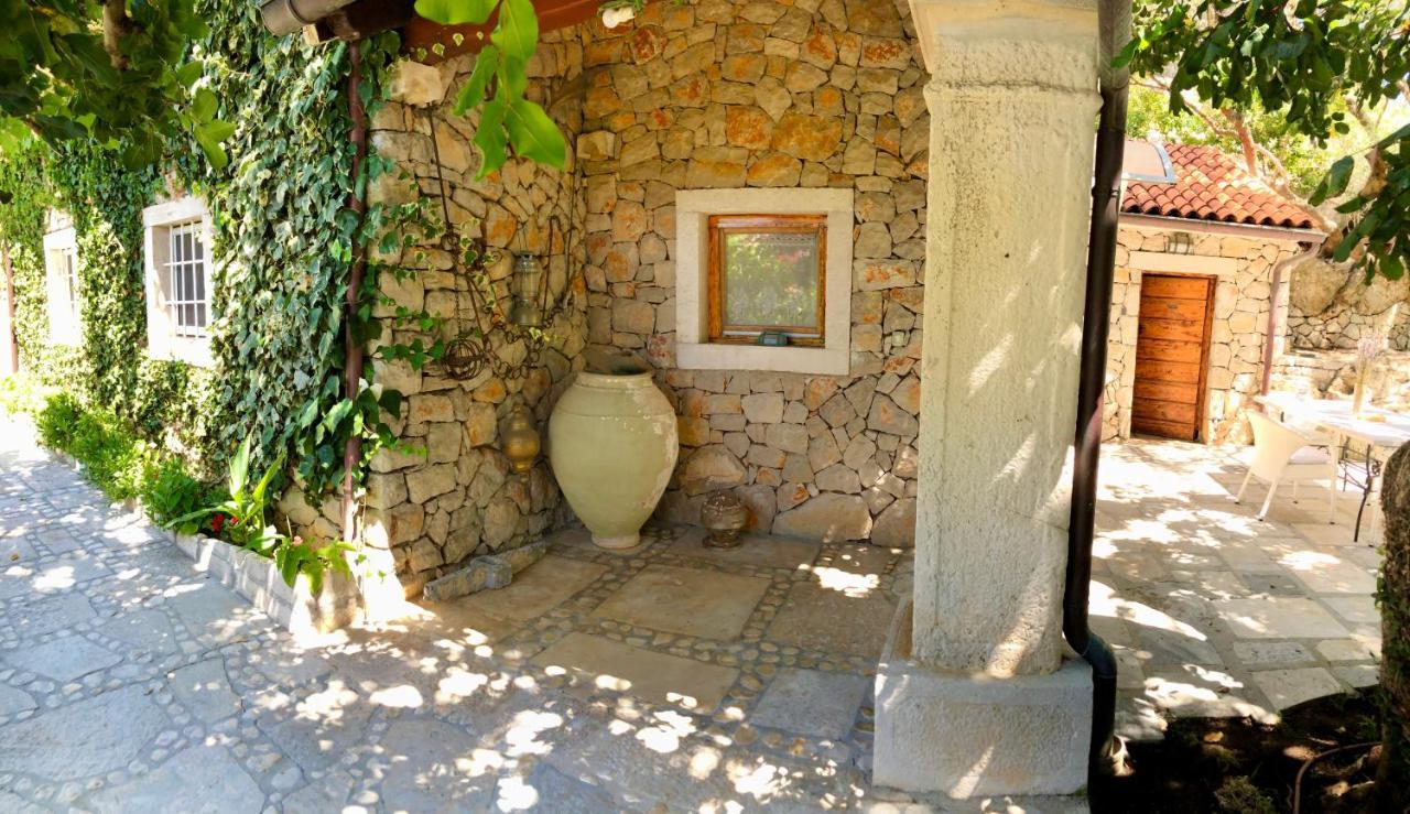 Villa Stone House Retreat Mali Lošinj Exterior foto